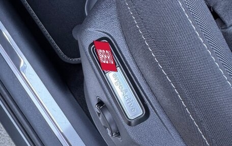 Volkswagen Tiguan II, 2018 год, 3 505 000 рублей, 16 фотография