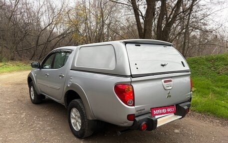 Mitsubishi L200 IV рестайлинг, 2015 год, 1 800 000 рублей, 4 фотография