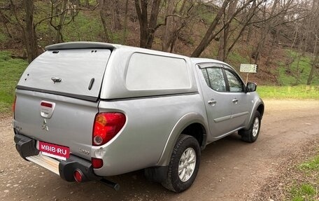 Mitsubishi L200 IV рестайлинг, 2015 год, 1 800 000 рублей, 3 фотография