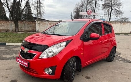 Chevrolet Spark III, 2011 год, 500 000 рублей, 1 фотография