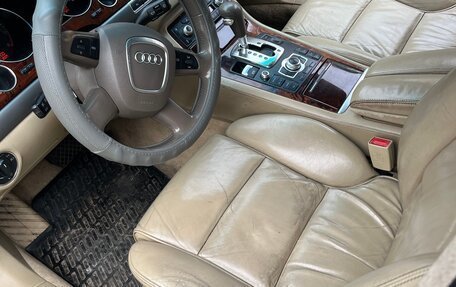 Audi A8, 2005 год, 700 000 рублей, 9 фотография