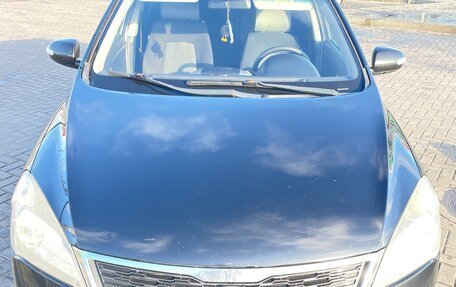 KIA cee'd I рестайлинг, 2010 год, 850 000 рублей, 2 фотография