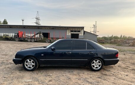 Mercedes-Benz E-Класс, 1996 год, 280 000 рублей, 2 фотография