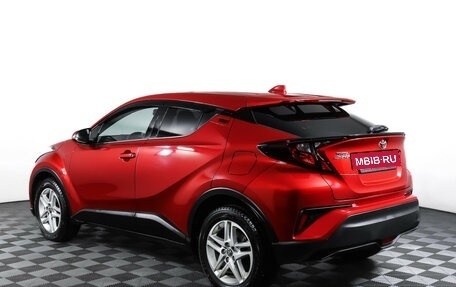 Toyota C-HR I рестайлинг, 2020 год, 2 490 000 рублей, 7 фотография