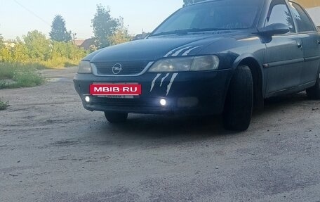 Opel Vectra B рестайлинг, 1996 год, 200 000 рублей, 1 фотография