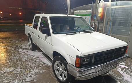 Nissan Datsun D21, 1989 год, 500 000 рублей, 6 фотография