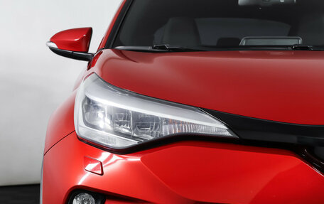 Toyota C-HR I рестайлинг, 2020 год, 2 490 000 рублей, 23 фотография