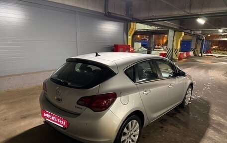Opel Astra J, 2010 год, 555 000 рублей, 5 фотография
