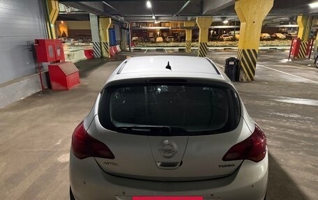 Opel Astra J, 2010 год, 555 000 рублей, 6 фотография