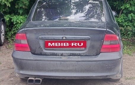 Opel Vectra B рестайлинг, 1996 год, 200 000 рублей, 3 фотография