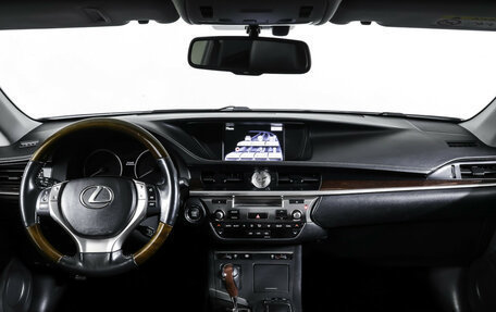 Lexus ES VII, 2014 год, 2 170 000 рублей, 17 фотография