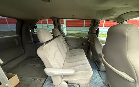 Chrysler Voyager IV, 2003 год, 250 000 рублей, 11 фотография