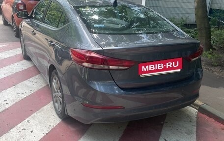 Hyundai Elantra VI рестайлинг, 2017 год, 1 250 000 рублей, 5 фотография