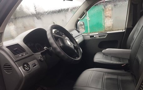 Volkswagen Multivan T5, 2005 год, 1 490 000 рублей, 5 фотография