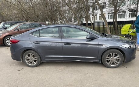 Hyundai Elantra VI рестайлинг, 2017 год, 1 250 000 рублей, 12 фотография