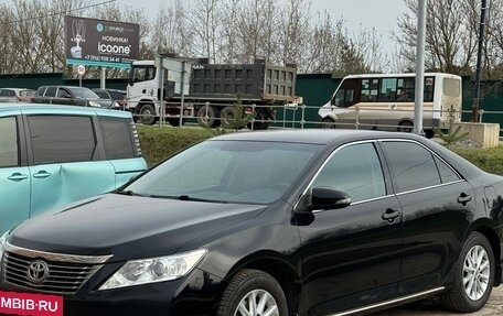 Toyota Camry, 2014 год, 1 800 000 рублей, 2 фотография