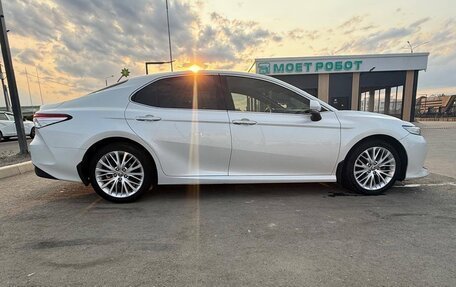 Toyota Camry, 2020 год, 2 500 000 рублей, 6 фотография