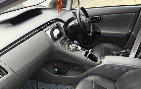 Toyota Prius, 2010 год, 850 000 рублей, 3 фотография