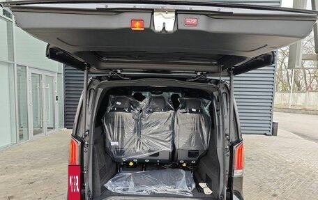 Mercedes-Benz V-Класс, 2025 год, 14 990 000 рублей, 23 фотография