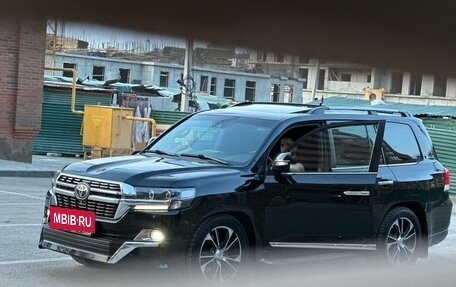 Toyota Land Cruiser 200, 2016 год, 6 500 000 рублей, 3 фотография