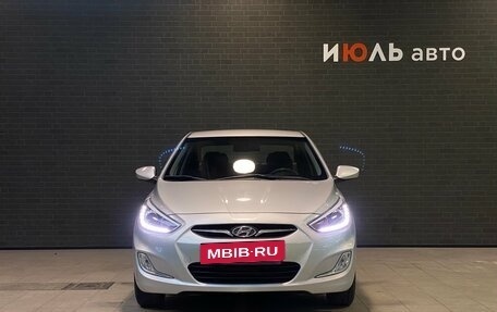 Hyundai Solaris II рестайлинг, 2013 год, 820 000 рублей, 3 фотография