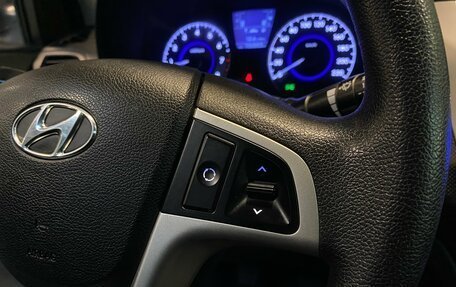 Hyundai Solaris II рестайлинг, 2013 год, 820 000 рублей, 18 фотография