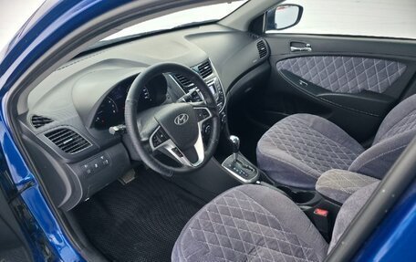 Hyundai Solaris II рестайлинг, 2011 год, 770 000 рублей, 4 фотография