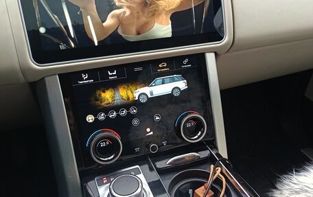 Land Rover Range Rover IV рестайлинг, 2014 год, 3 730 000 рублей, 17 фотография