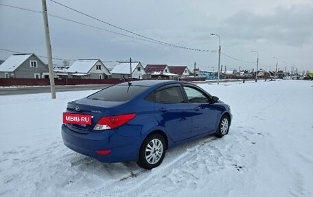 Hyundai Solaris II рестайлинг, 2011 год, 770 000 рублей, 3 фотография