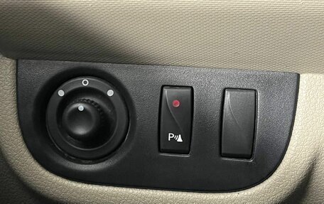 Renault Logan II, 2018 год, 375 000 рублей, 16 фотография