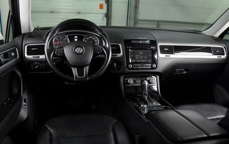 Volkswagen Touareg III, 2012 год, 1 999 000 рублей, 6 фотография