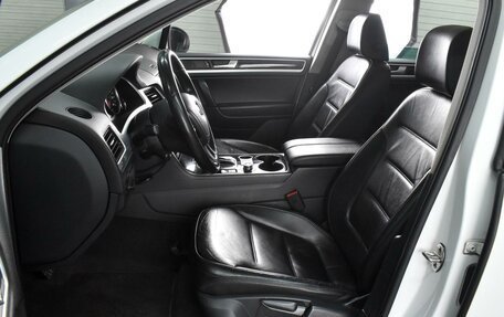 Volkswagen Touareg III, 2012 год, 1 999 000 рублей, 10 фотография