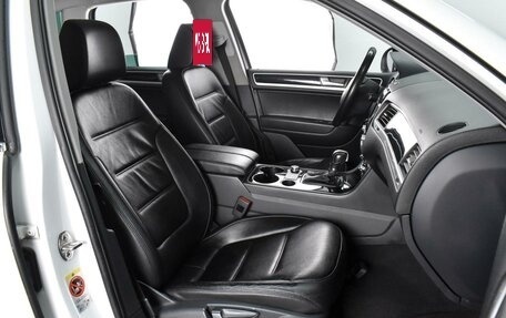 Volkswagen Touareg III, 2012 год, 1 999 000 рублей, 8 фотография