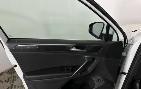 Volkswagen Tiguan II, 2018 год, 2 200 000 рублей, 8 фотография