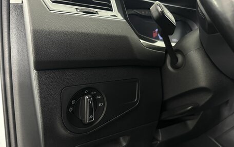 Volkswagen Tiguan II, 2018 год, 2 200 000 рублей, 9 фотография