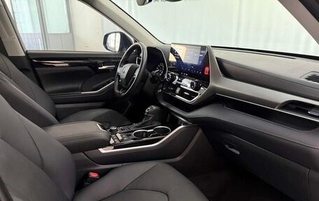 Toyota Highlander, 2024 год, 5 380 469 рублей, 13 фотография