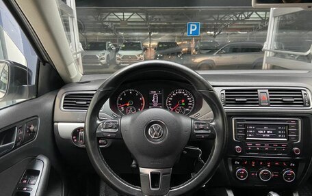 Volkswagen Jetta VI, 2013 год, 980 000 рублей, 14 фотография
