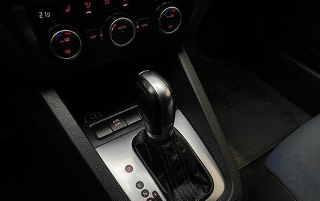 Volkswagen Jetta VI, 2013 год, 980 000 рублей, 8 фотография