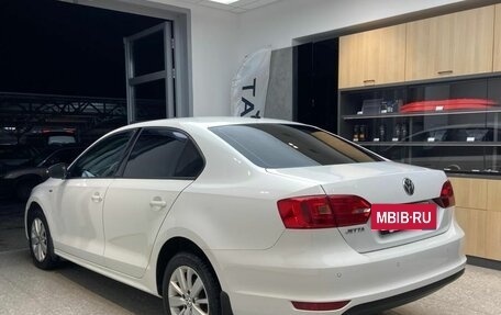 Volkswagen Jetta VI, 2013 год, 980 000 рублей, 7 фотография