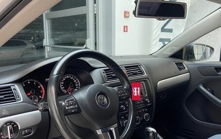 Volkswagen Jetta VI, 2013 год, 980 000 рублей, 11 фотография