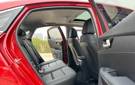 KIA K3, 2021 год, 1 400 000 рублей, 14 фотография