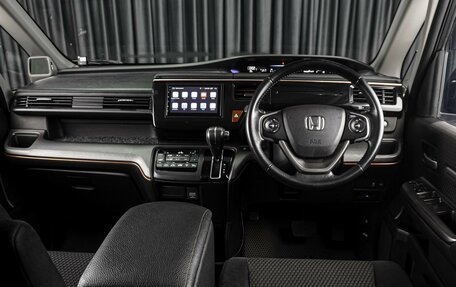 Honda Stepwgn IV, 2015 год, 1 979 000 рублей, 6 фотография