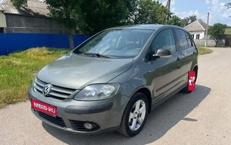 Volkswagen Golf Plus I, 2006 год, 495 000 рублей, 1 фотография