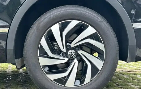 Volkswagen Tiguan II, 2024 год, 3 710 000 рублей, 13 фотография