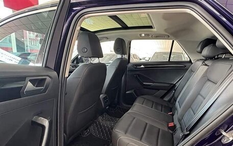 Volkswagen T-Roc I, 2021 год, 1 490 000 рублей, 16 фотография