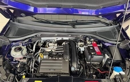 Volkswagen T-Roc I, 2021 год, 1 490 000 рублей, 20 фотография