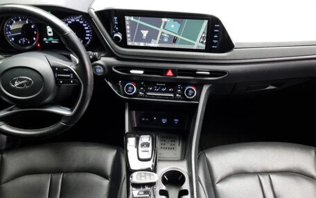 Hyundai Sonata VIII, 2022 год, 1 680 000 рублей, 7 фотография