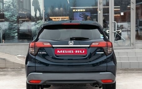 Honda Vezel, 2018 год, 2 050 000 рублей, 6 фотография