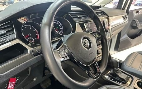 Volkswagen Touran III, 2018 год, 1 756 000 рублей, 9 фотография