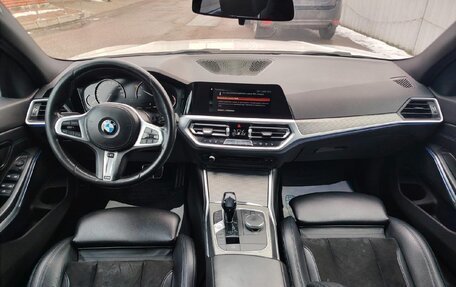 BMW 3 серия, 2019 год, 2 745 000 рублей, 5 фотография